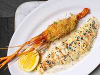 Golden Prawn 933 – Seafood Feast by the Sea!- Batam 