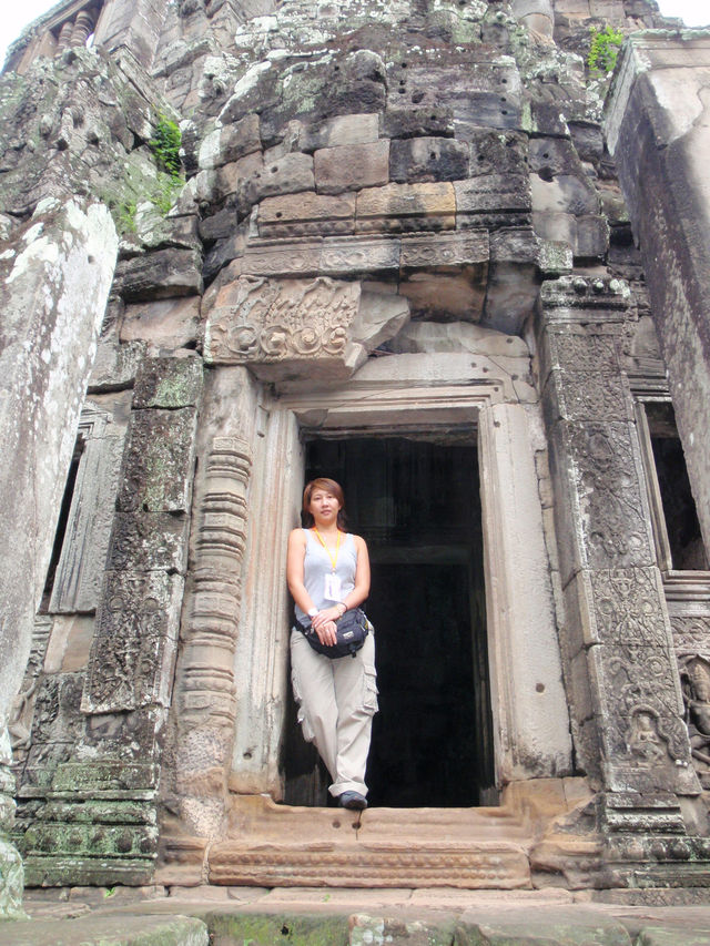 Whispers of Stone: A Morning at Bayon Temple