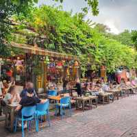 Madame musur bar & restaurant