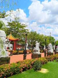 Malaysia’s Hidden Gem: The 68-Foot Wonder of Tian Bao Gong