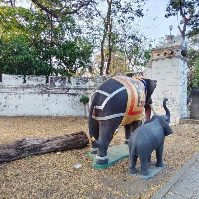 วัดเฉลิมพระเกียรติวรวิหาร