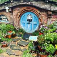 Stepping Into Middle-earth – Hobbiton Movie Set Tour