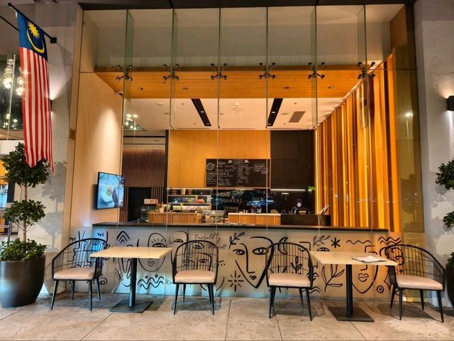 "Urban Simplicity with a Touch of Marriott Comfort"