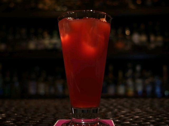 内から醸し、外より招く。　沼津【ゆらめく魅力のビール＆BAR】ではなきん🍺