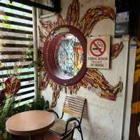 Calanthe Art Café – Coffee, Satay & a Laksa Debate