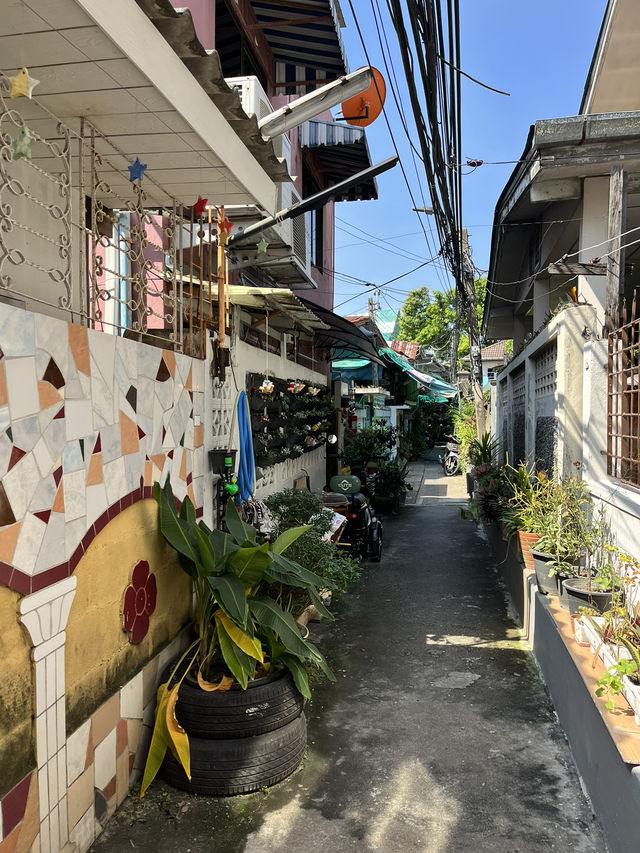 【バンコク】西洋とアジアの文化が融合した街「グディチン地区」