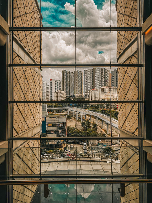 Pavilion Bukit Jalil – A Stylish Mall with a Tasty Underground Surprise