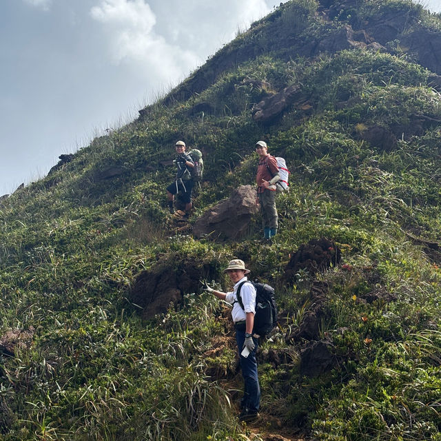 GALAPAGOS OF ASIA: SIBUYAN ISLAND