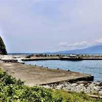 基隆嶼登島看花看海去！