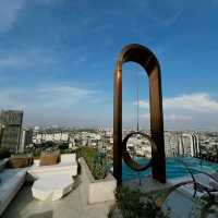 A Modern Retreat for Urban Explorers