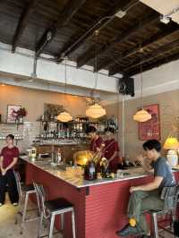Alice’s Dining Hall – Rajadamnern,