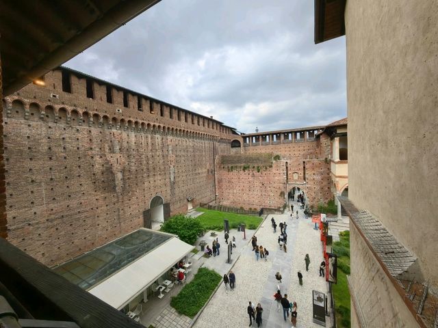 米蘭景點斯福爾扎城堡