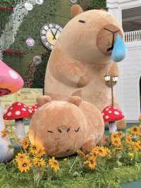 Giant Capybara and Garden Vibes: Our Eco Galleria Experience
