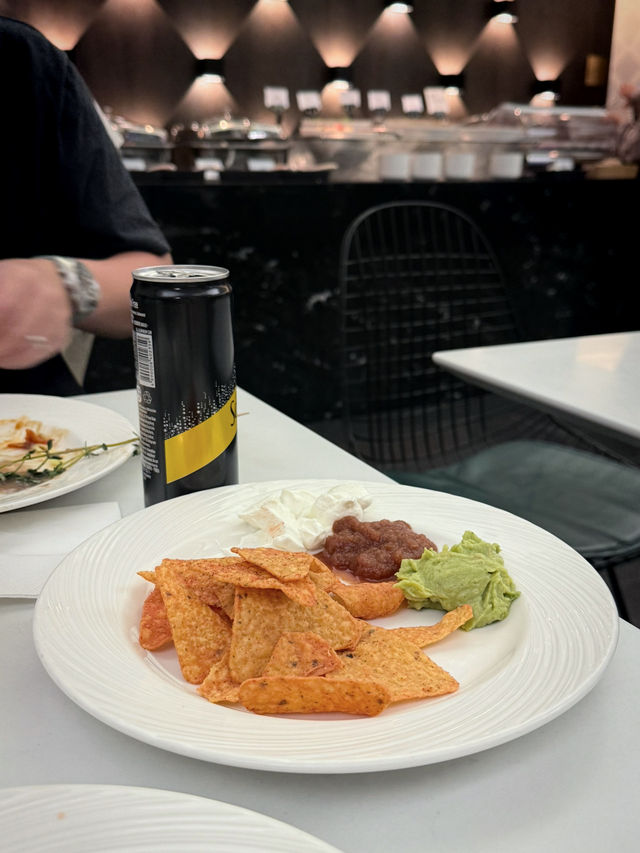 舒適候機 香港國際機場The Centurion Lounge ✈️🥂