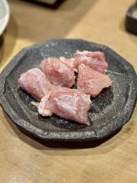 【大阪・心斎橋】鶏料理専門の居酒屋「手羽トロ唐揚げと鶏焼き肉 愛之助 心斎橋店」