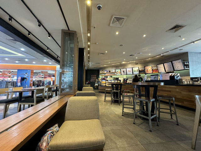 ☕️ Starbucks at Mega Mall Batam – Your Trusted Coffee Fix Across Borders