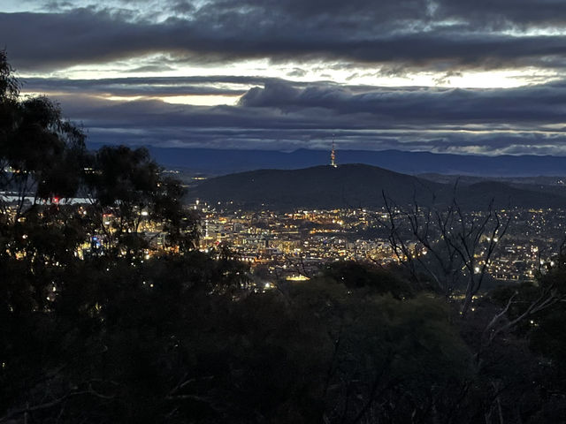 Mount Ainslie Lookout at Night – A Peaceful Glow Over Canberra