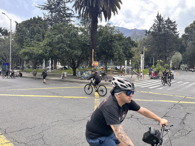 【ボゴタのシクロビア｜Ciclovía de Bogotá】