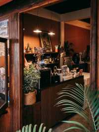 Meaw Kad Cafe