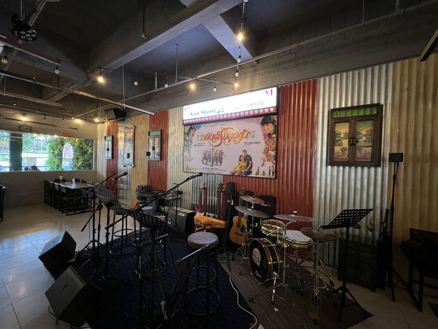 🍲 Authentic Thai Flavours at Kinn Derm, West Coast