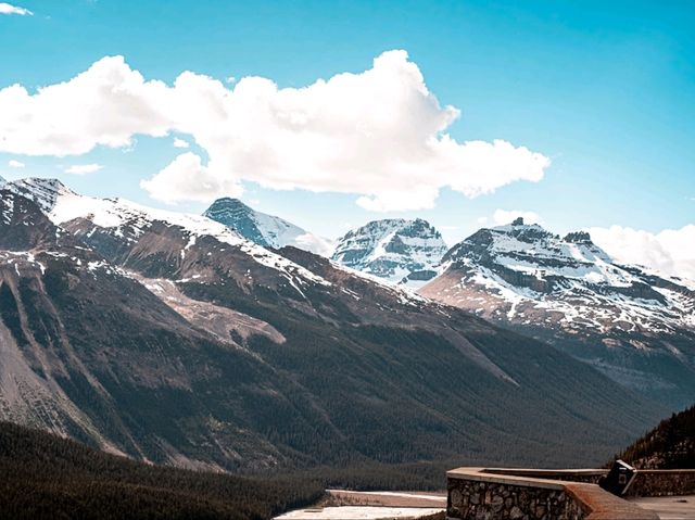 ❄️ Glacier Skywalk – Walk on the Edge in the Canadian Rockies
