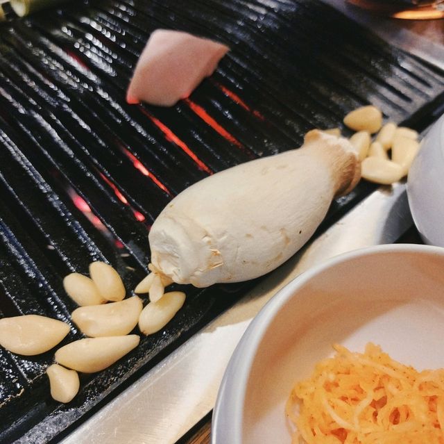 首爾新設洞站🐽好吃燒肉🐽方便 好吃 精緻