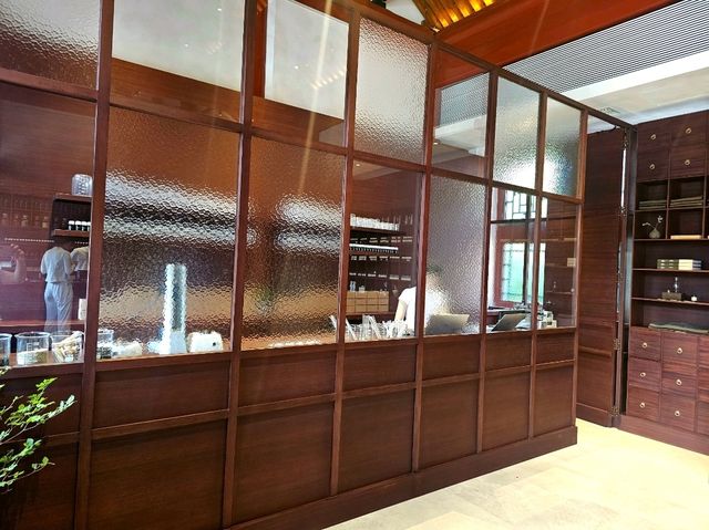 The Le Labo Qi Shi Room, a traditional apothecary style fragrance lab