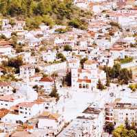 🏡 Solo Adventure: Berat – Albania’s "Town of a Thousand Windows