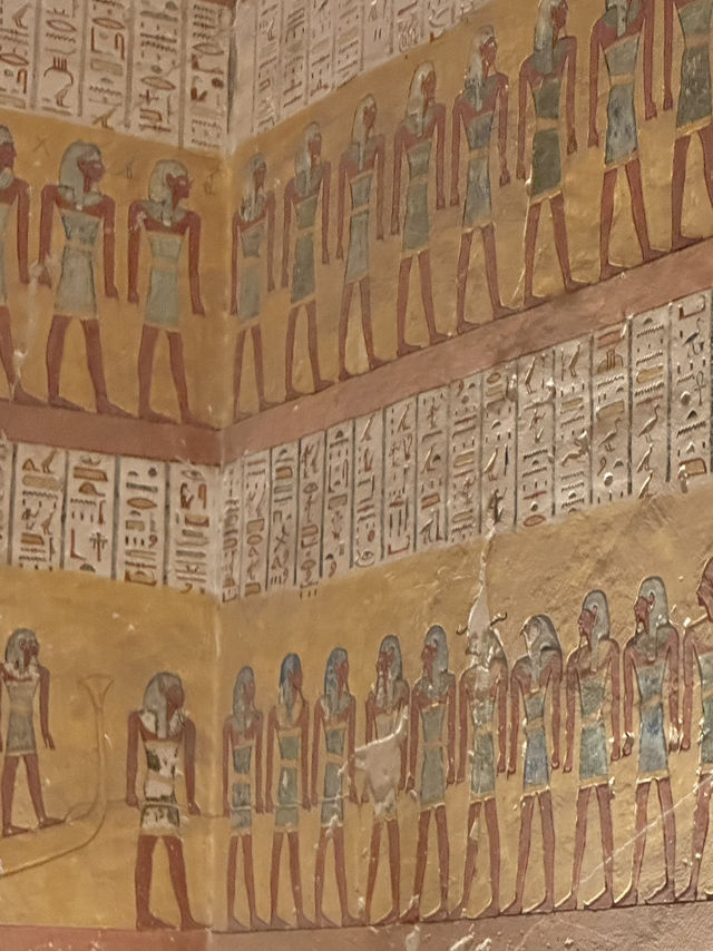 Valley Of The Kings: $20 Graveside Rave