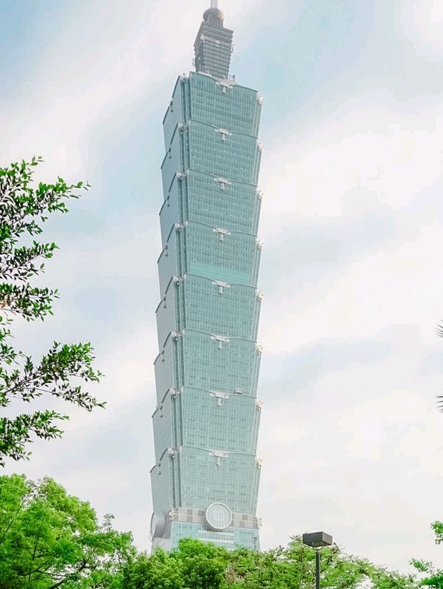ตึกไทเป101(Taipei 101) ตึกไทเป101(Taipei 101)