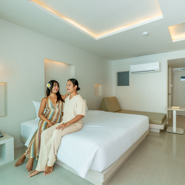 ที่พักพัทยาล้อมรอบด้วยสระว่ายน้ำสุดมินิมอล 🏝️