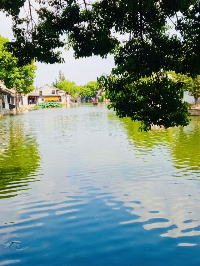 A Romantic Water Town with Unique Covered Corridors