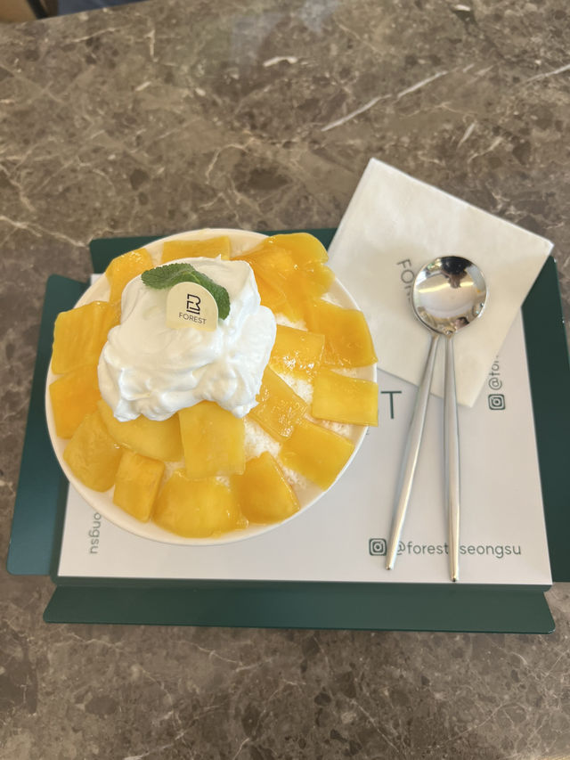 서울숲 카페거리의 카페 포레스트