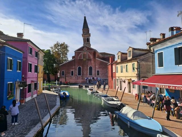 Wandering Through the Colorful Streets of Burano