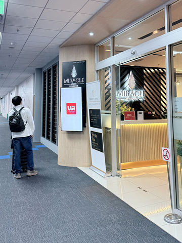 รีวิว Miracle Lounge Domestic สนามบินดอนเมือง