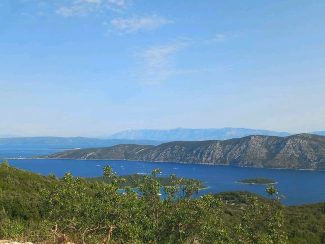 Tbrre gorgeous Croatian Islands captured in one photo