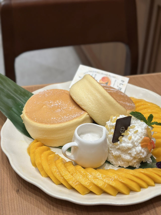 期間限定🇹🇭泰式梳乎厘芒果糯米飯 期間限定🇹🇭泰式梳乎厘芒果糯米飯