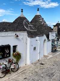Alberobello, Italy 🤍 fairytale houses 🇮🇹