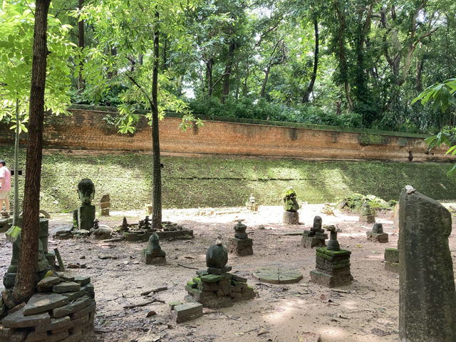 เที่ยว “วัดอุโมงค์” ฟิลฤดูฝน เขียวชื่นใจ  เที่ยว “วัดอุโมงค์” ฟิลฤดูฝน เขียวชื่นใจ