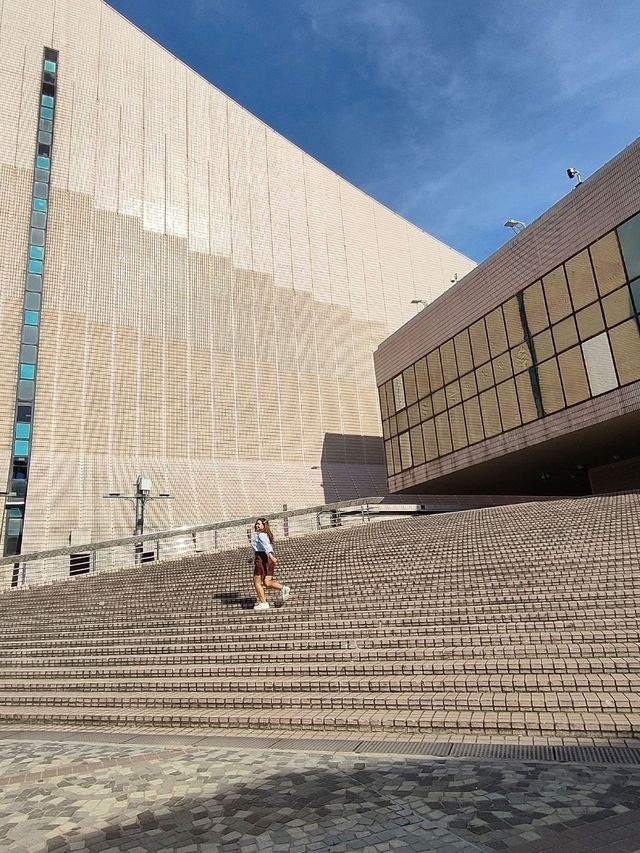 พิกัดมุมถ่ายรูป Hong Kong Museum of Art 🖼️