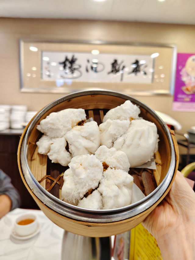香港佐敦。老字嘅酒樓。食點心～