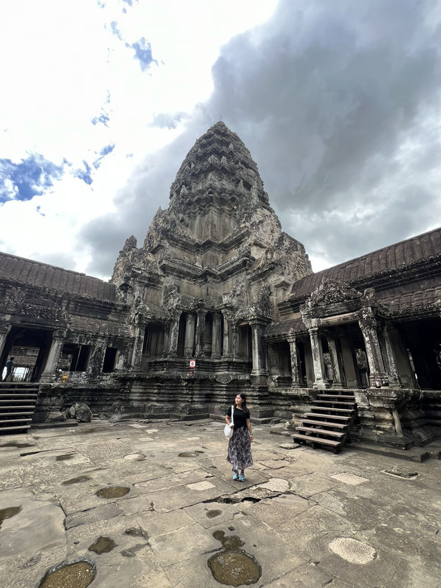 Angkor Wat Siem Reap 1 night 2 days it’s a short time for visiting But it was a great time to be the