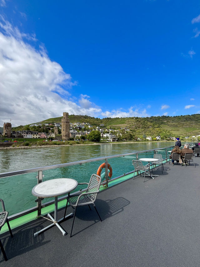 【ライン川クルーズ🇩🇪】リューデスハイムから古城めぐりの船旅へ🚢✨  【ライン川クルーズ🇩🇪】リューデスハイムから古城めぐりの船旅へ🚢✨