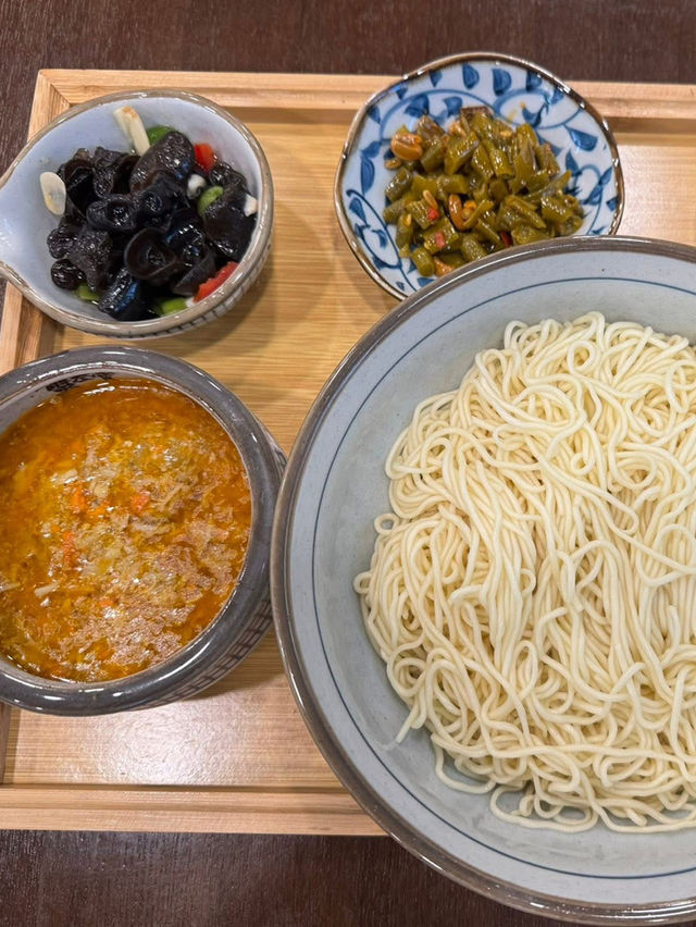 Xie San Bao บะหมี่ไข่มันปู เซี่ยงไฮ้ 🇨🇳