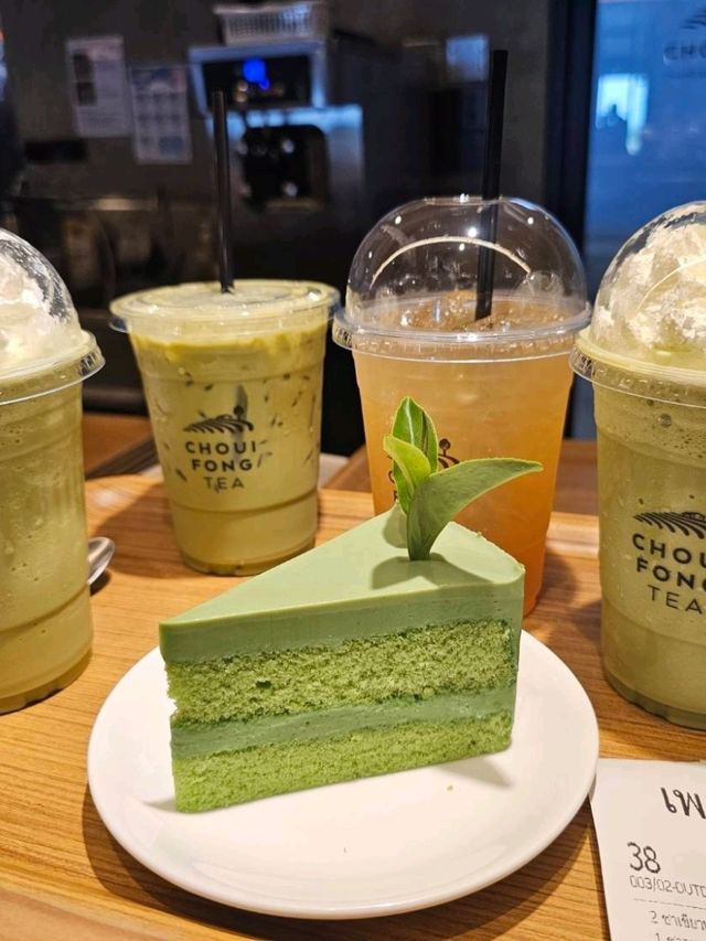คาเฟ่วิวหลักล้านกลางไร่ชาเชียงราย 💚