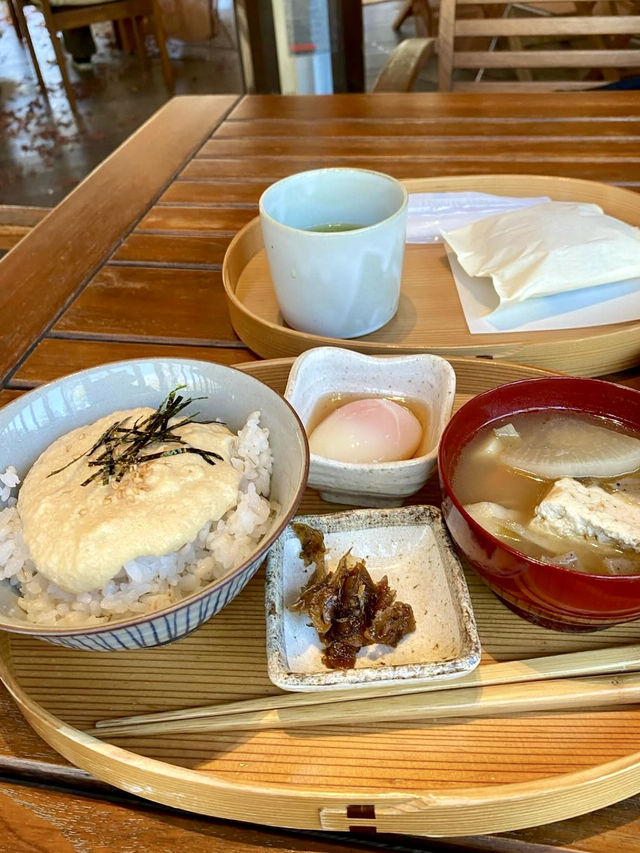 🍃 Nature, Architecture, and Sweets at Toraya Kobo in Gotemba 🍃 Nature, Architecture, and Sweets at Toraya Kobo in Gotemba