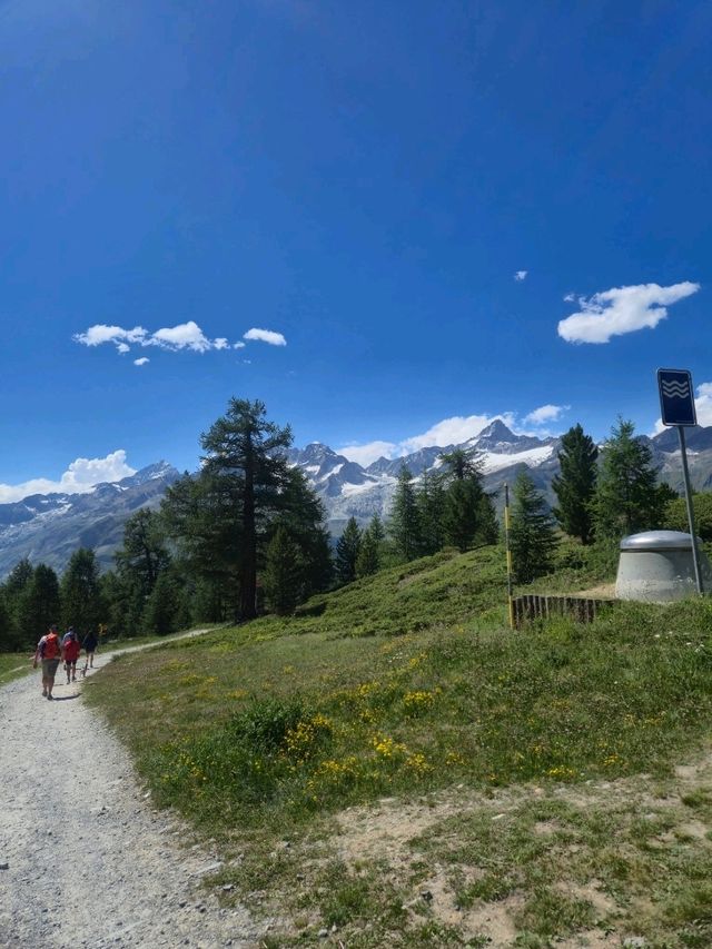 체르마트 숙소 추천 : Mountain Lodge Ze Seewjinu 🇨🇭