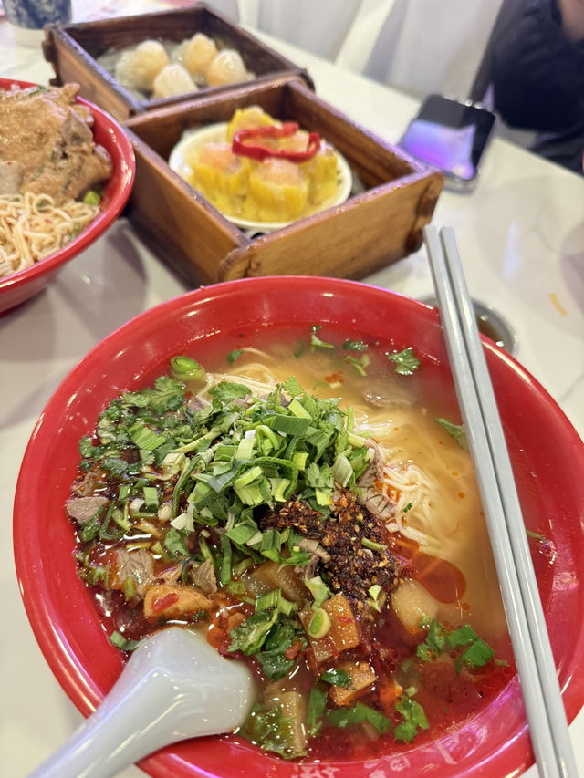 Yuyuan Garden. Shanghai Yuyuan Garden. Shanghai