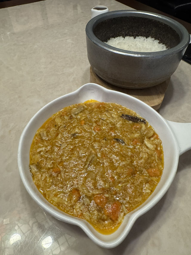 【上海/グルメ】5年連続ミシュラン取得店✨絶品!!蟹の餡掛けご飯🦀 【上海/グルメ】5年連続ミシュラン取得店✨絶品!!蟹の餡掛けご飯🦀