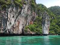 เกาะพีพี สวยงามตามท้องเรื่อง 🌊